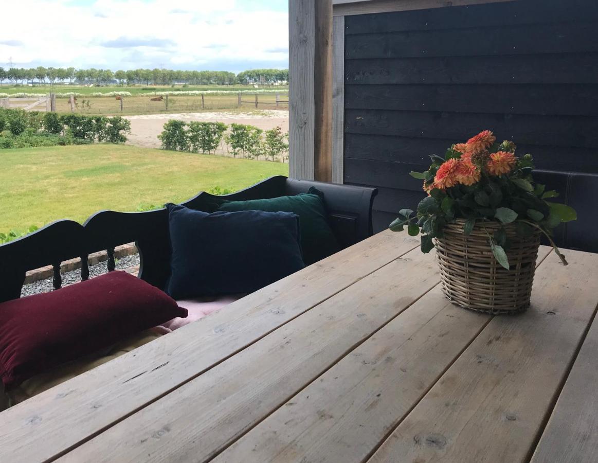 B&B In Ons Straatje Rosmalen Bagian luar foto
