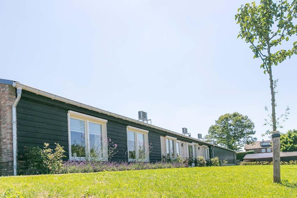 B&B In Ons Straatje Rosmalen Bagian luar foto
